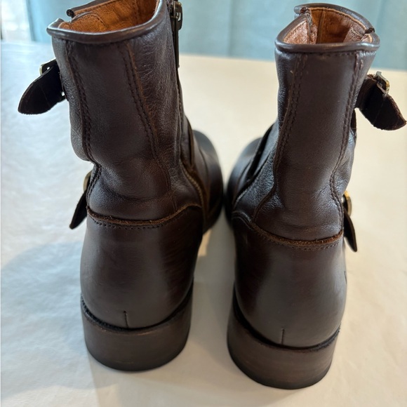 Frye Women’s 9.5Dark Chocolate Brown Leather “Vicky” Short Engineer Moto Boots - Picture 5 of 11